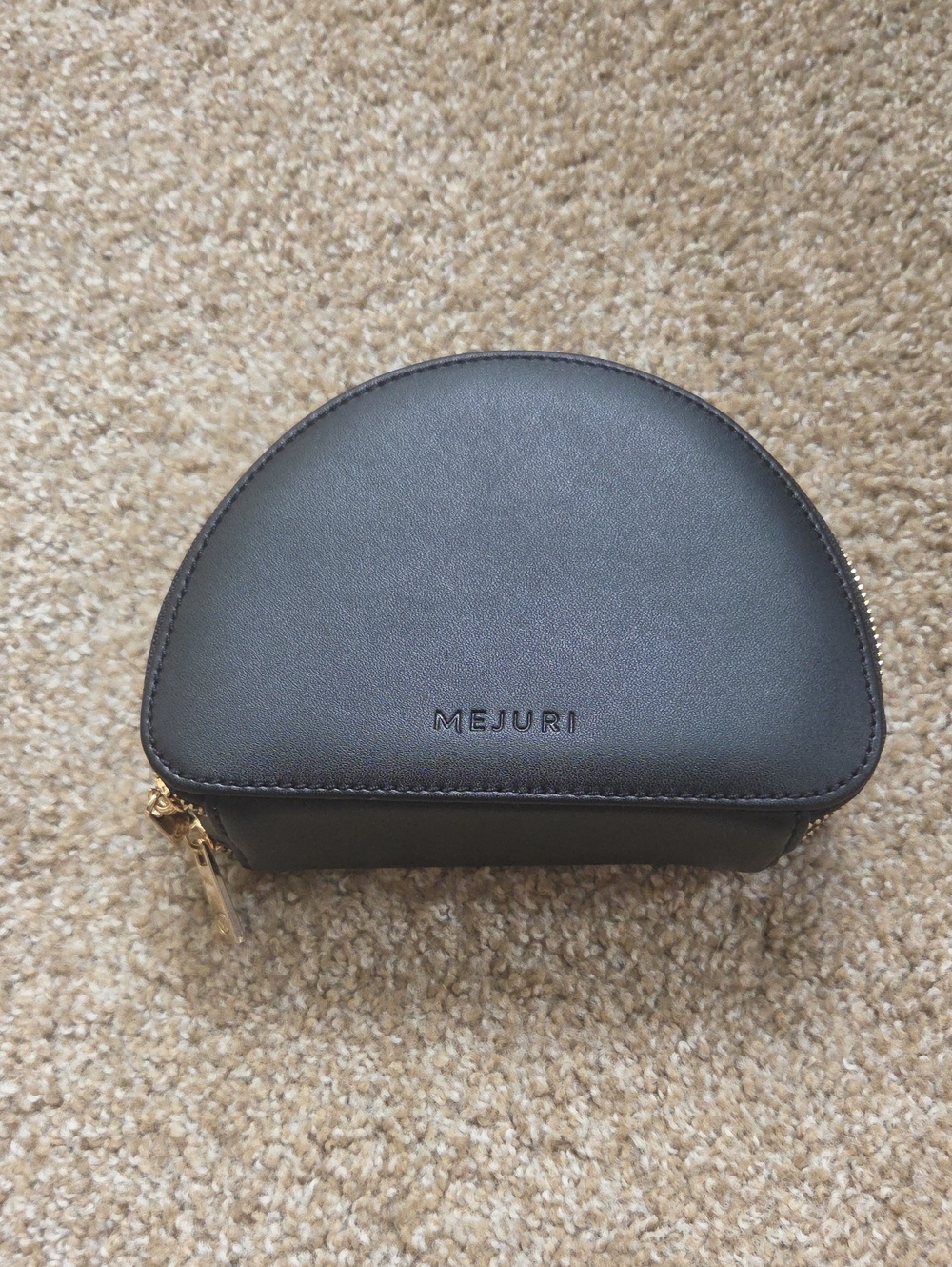 Mejuri Half Moon Jewlery Case